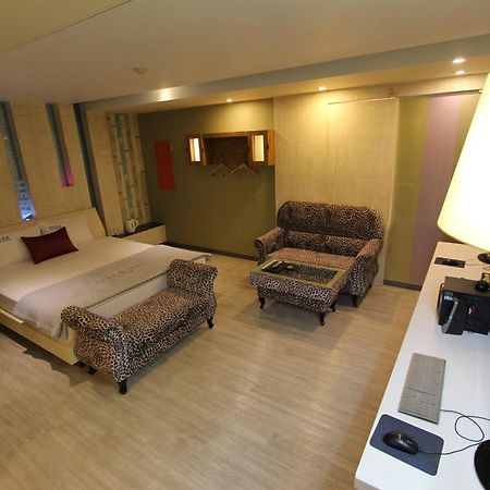 Hera Hotel Daegu Kamer foto