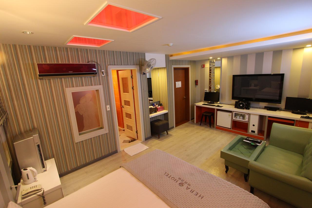 Hera Hotel Daegu Buitenkant foto